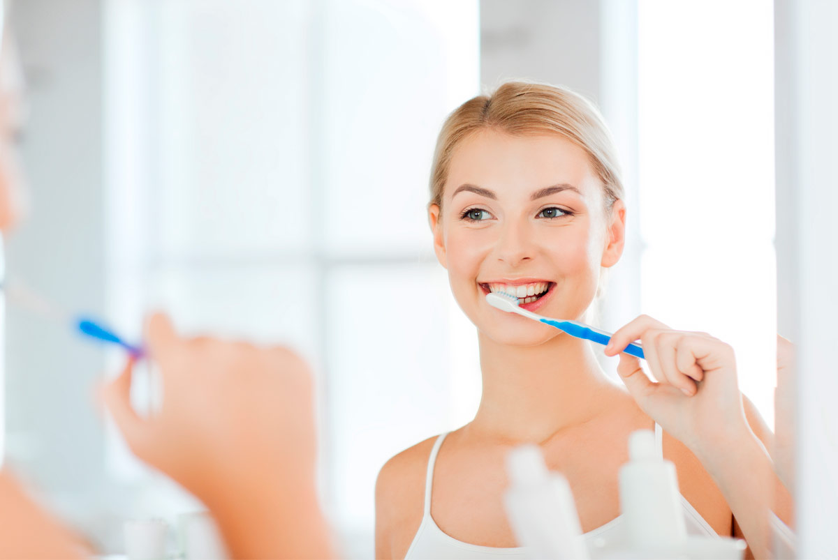 7 consejos para mantener los dientes sanos y limpios