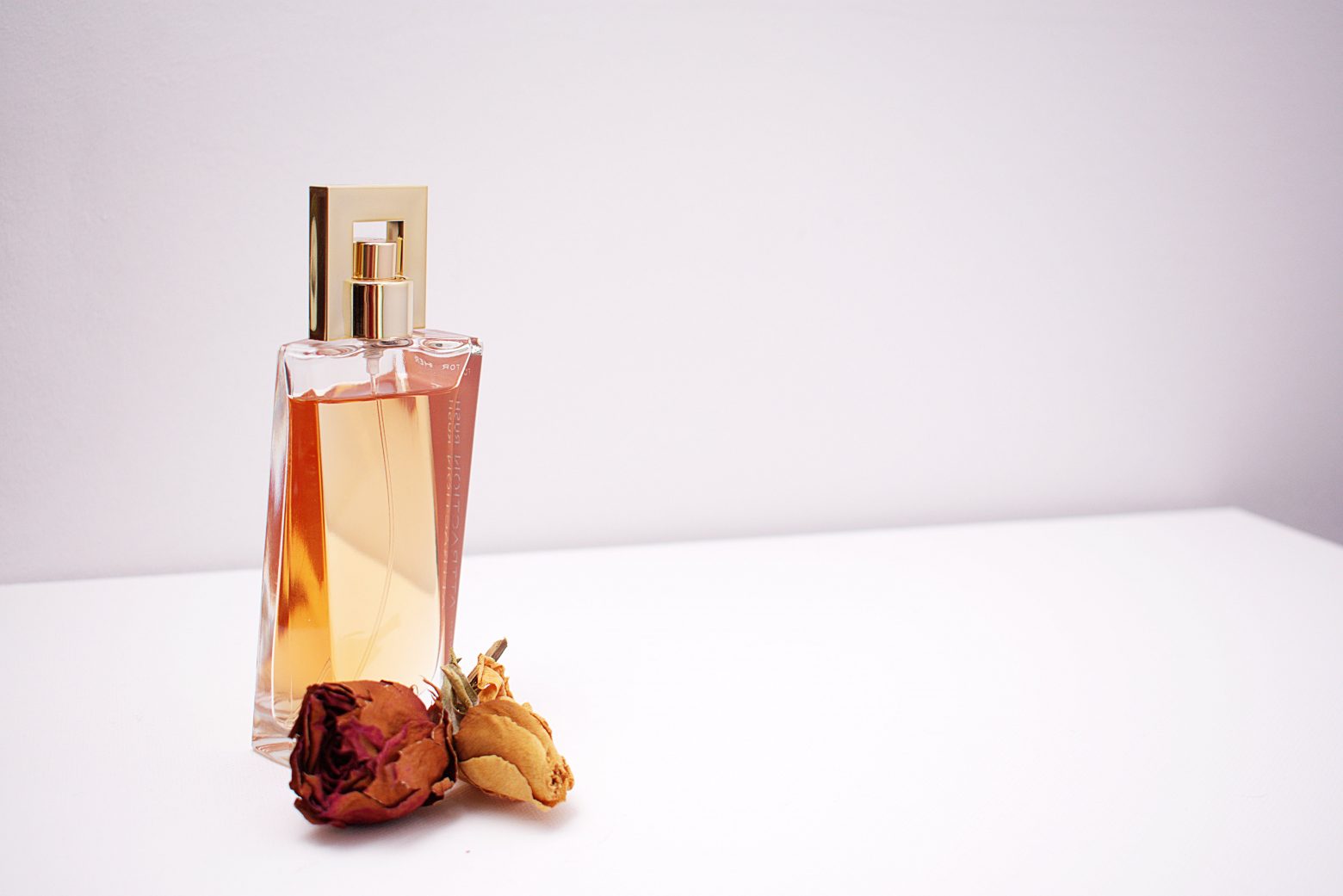Descubre el mundo de los perfumes de imitación: Calidad y estilo a un precio asequible